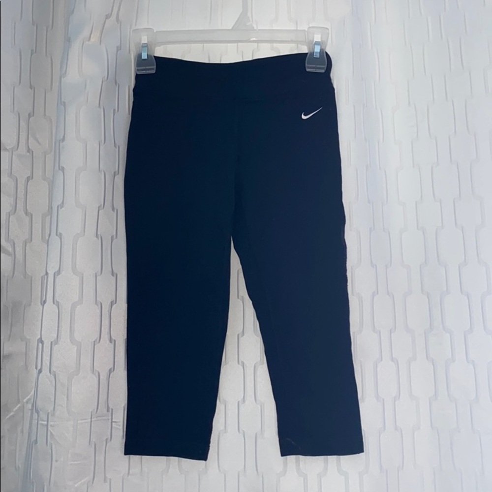 Nike Dri-Fit Girls Capri’s